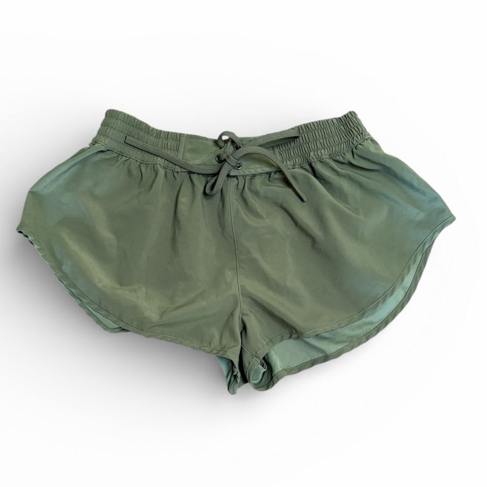 FP Movement Women’s running shorts - Picture 3 of 5